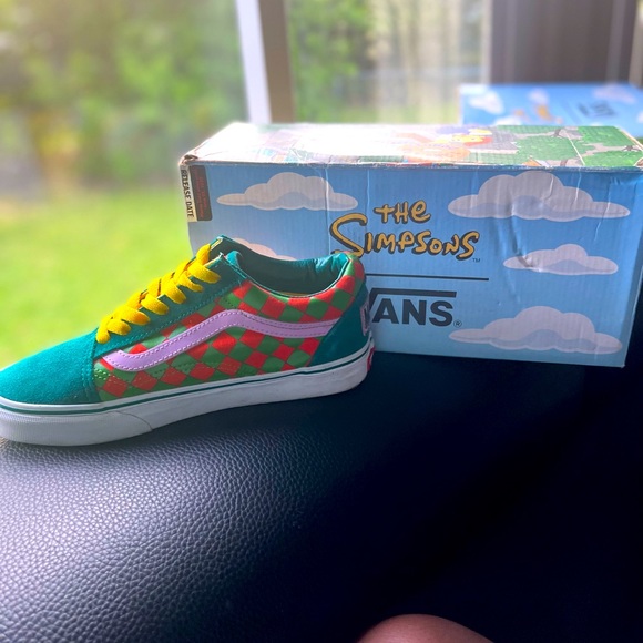 Vans old “skool” The Simpsons